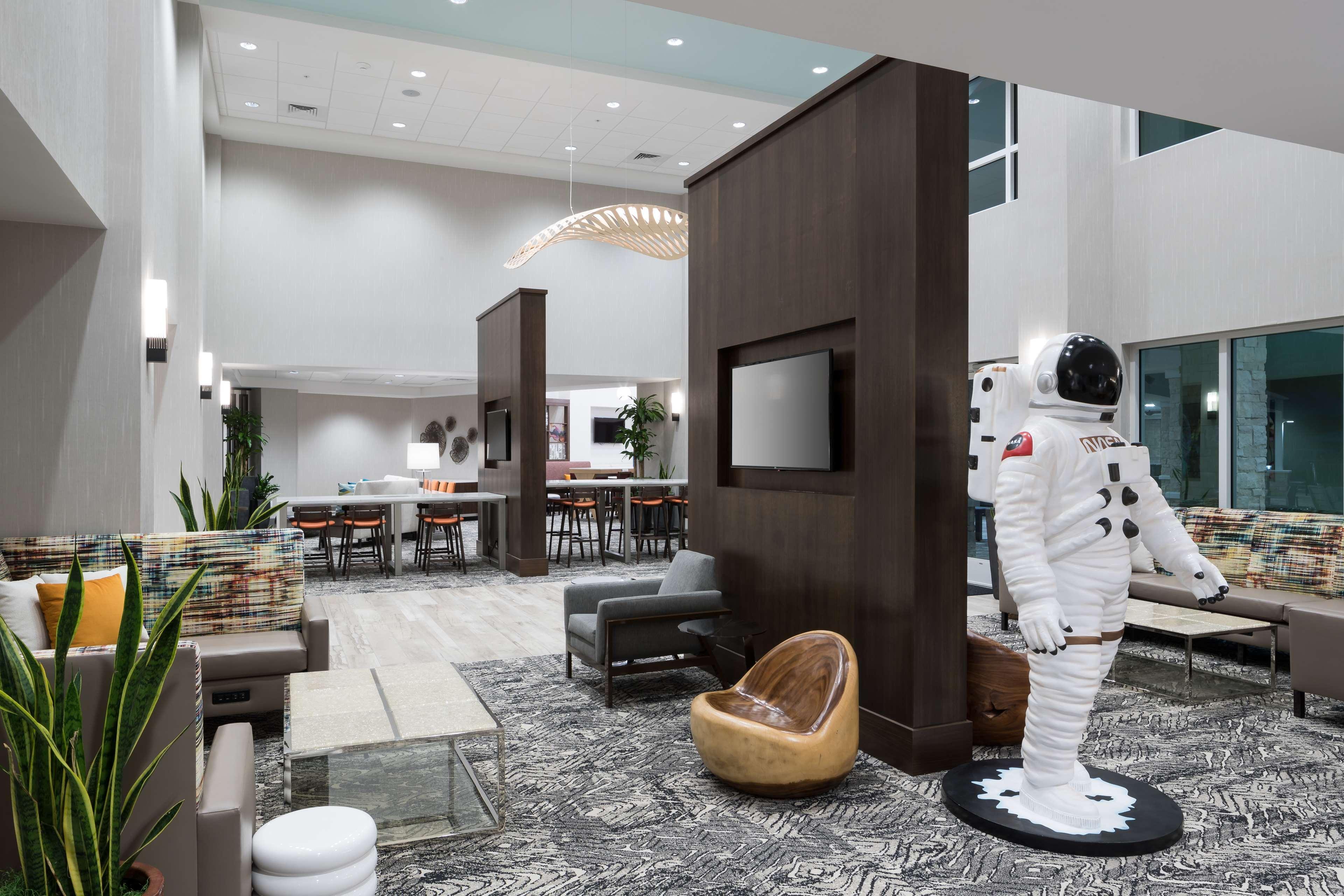 Hampton Inn & Suites Cape Canaveral Cruise Port, Fl Eksteriør billede
